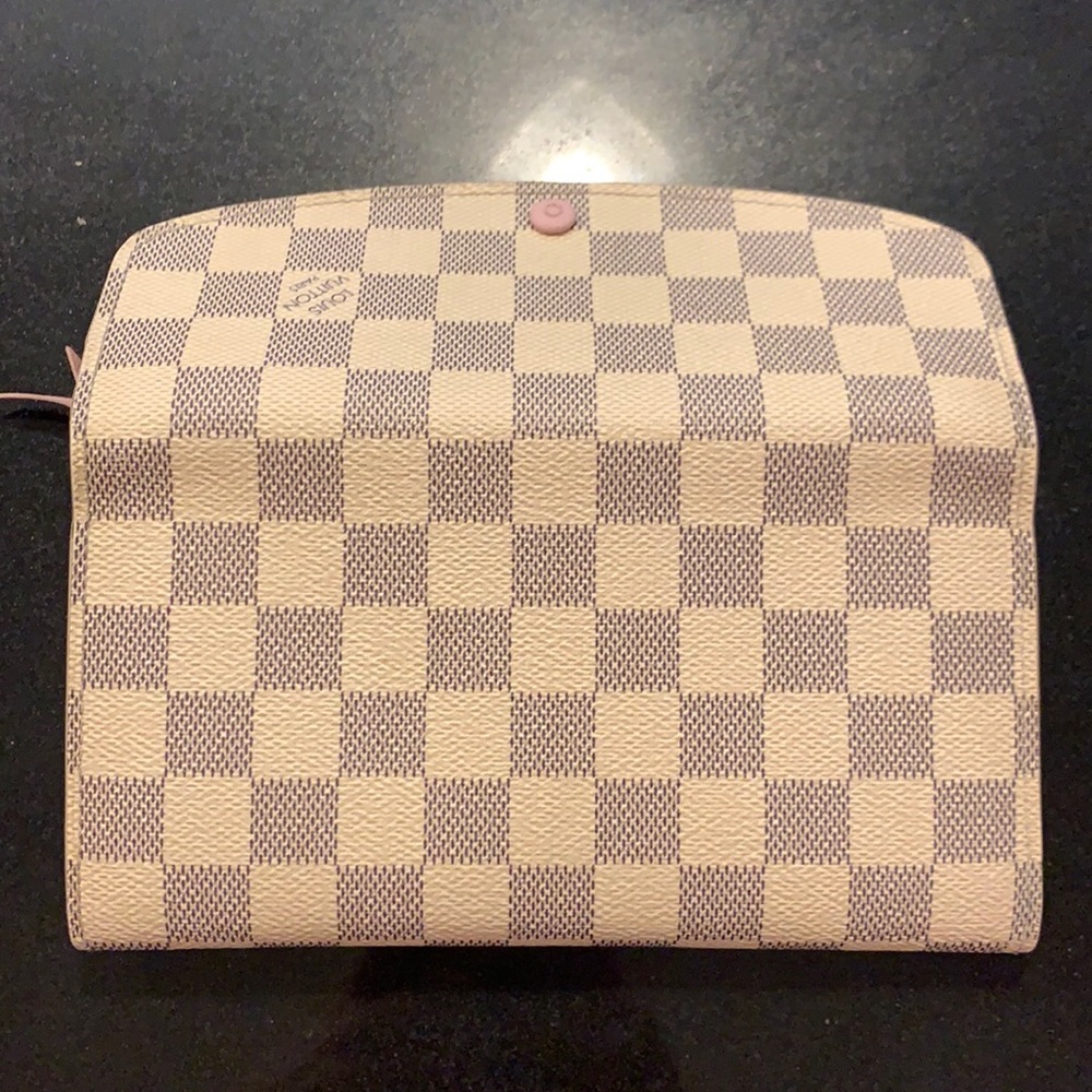 Louis Vuitton Neverfull wallet